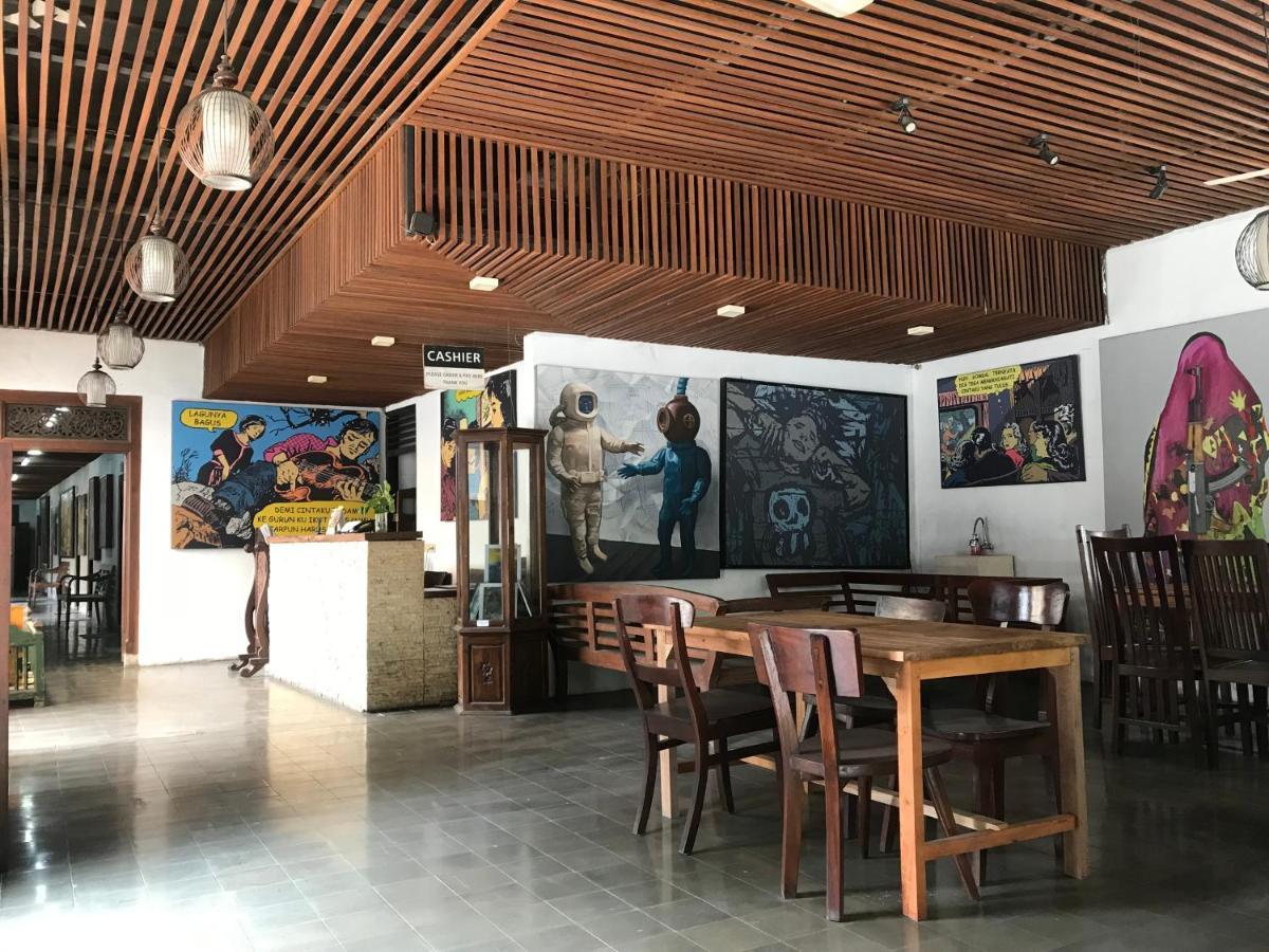 Watu Agung Guest House Magelang Exterior photo