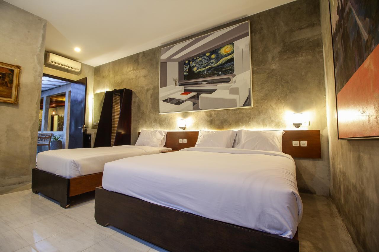 Watu Agung Guest House Magelang Exterior photo